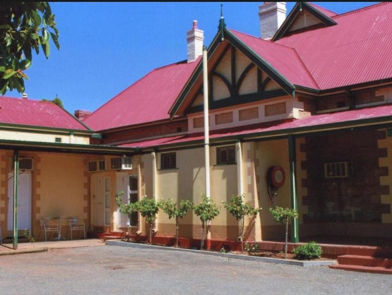 The Lodge Outback Motel Broken Hill Zewnętrze zdjęcie