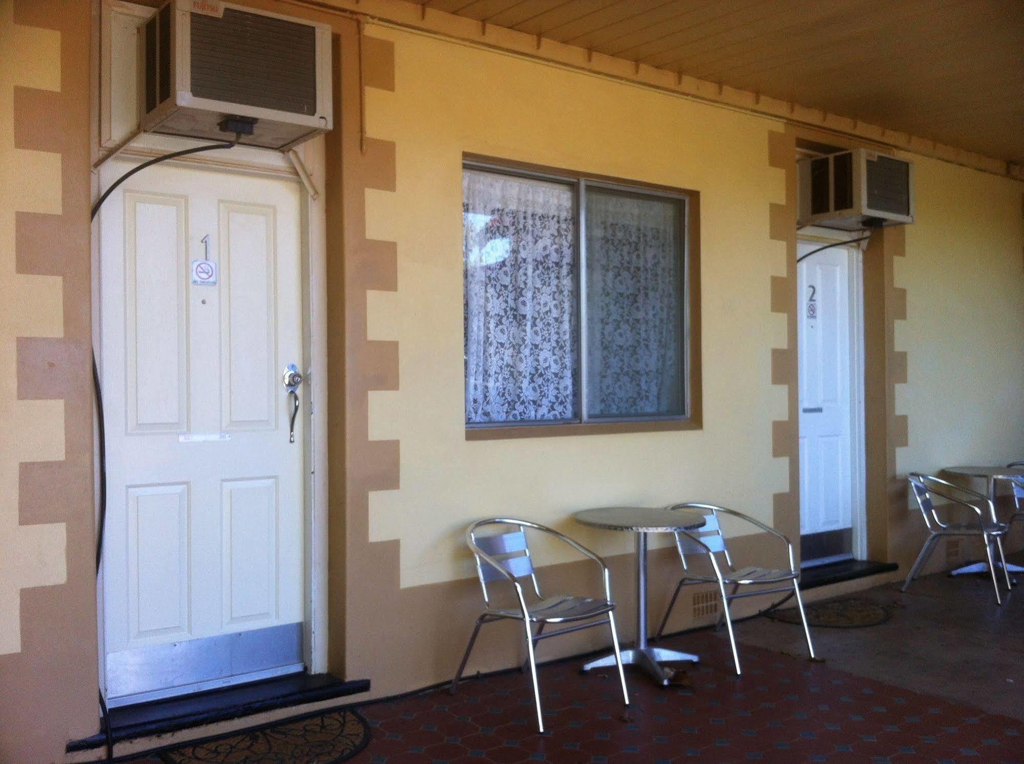 The Lodge Outback Motel Broken Hill Zewnętrze zdjęcie